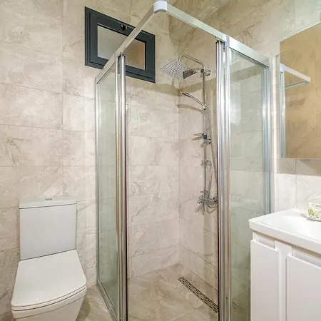 Апартаменты Starlight Terrace Penthouse *