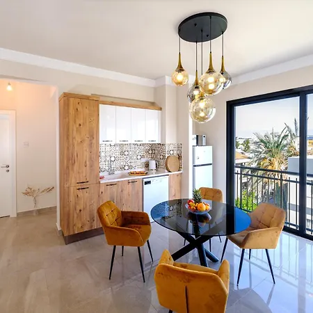Starlight Terrace Penthouse Апартаменты Никосия